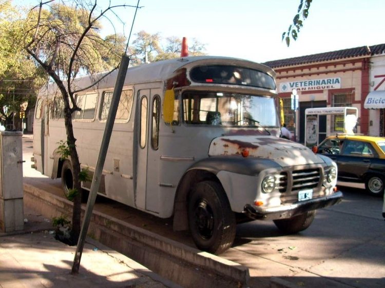 ORTEGA URBANO
J 010927 - WYK 540
CARROCERIA ORTEGA MENDOZA

http://galeria.bus-america.com/displayimage.php?pid=33041
Palabras clave: URBANO 2 PUERTAS