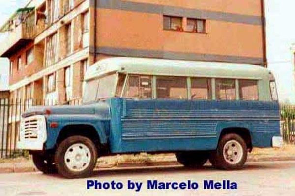 CARROCERIA SUPERIOR (en Chile)
CARROCERIA SUPERIOR EEUU - FOTO : DE MARCELO MELLA
Palabras clave: FORD