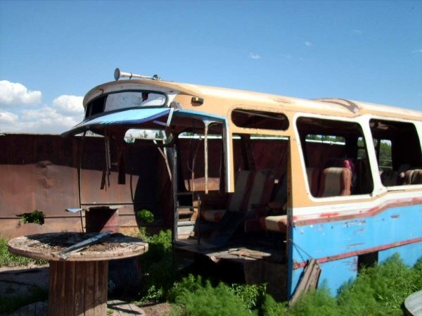 EL TRAPICHE
CARROCERIA EL TRAPICHE MENDOZA

Para conocer la historia completa de esta carrocería haga click en: 
[url=https://www.bus-america.com/ARcarrocerias/ElTrapiche/ElTrapiche-histo.php]EL TRAPICHE,  historia de sus carrocerías[/url]
Palabras clave: PARTICULAR