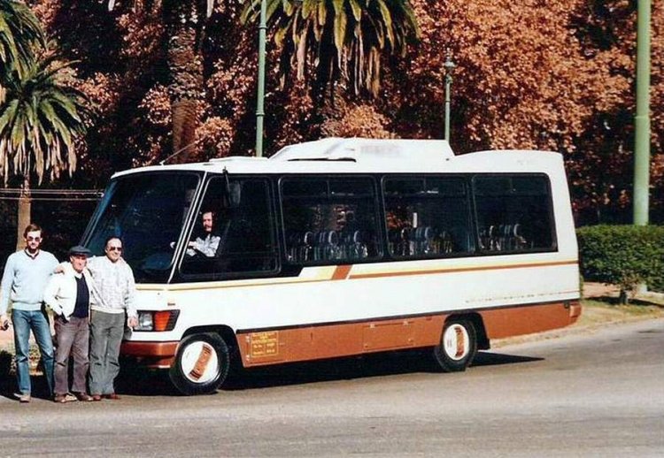 MARRI-COLONNESE SRL LO608D
CARROCERIAS MARRI & COLONNESE SRL MENDOZA
FOTOGRAFIA DE LA FABRICA
TITO MARRI - DON JOSE CARDOSO
Palabras clave: MINIBUS