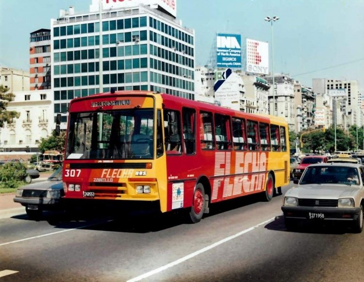 Zanello MN 1040 - Bus Tango - Flecha 
B.2249551

Flecha de Oro, interno 307

FOLLETOS DE FABRICAS
COLECCION JAR 2000
Palabras clave: URBANO