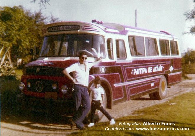 Mercedes-Benz LO 1114 - Unicar - Empresa Pampa de Achala
http://galeria.bus-america.com/displayimage.php?pos=-25086
http://galeria.bus-america.com/displayimage.php?pos=-25088
http://galeria.bus-america.com/displayimage.php?pos=-25901

Fotografía: Alberto Funes & familia

