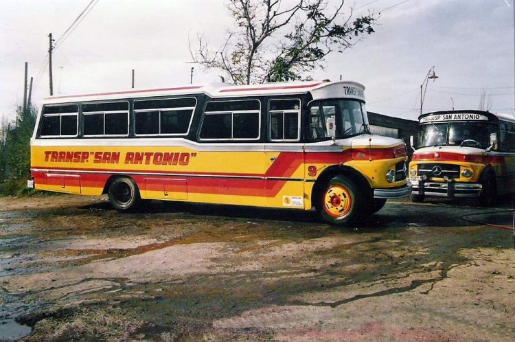 Mercedes-Benz LO 1114 - Colonnese - San Antonio
http://galeria.bus-america.com/displayimage.php?pos=-22410
Fotografía: Susana Guzmán de Porretta
Colección: José Arturo Rivas

