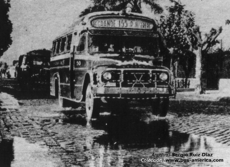 Bedford J6LZ1 - Suipacha - Expreso Lomas
Fotografo: ¿Sergio Ruíz Díaz?
Archivo: Sergio Ruíz Díaz
