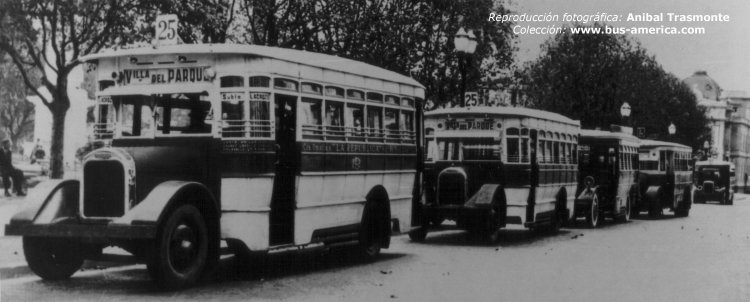 Brockway - Bersano - La República
Fotógrafo: ¿?
Reproducción fotográfica: Anibal Trasmonte
[Datos de adelante hacia atrás]
