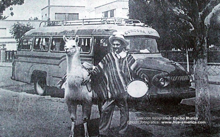 Ford FK - CarMeCor -La Capillense
Fotografía: ¿?
Colección: Cacho Murúa
http://galeria.bus-america.com/displayimage.php?pos=-18425
