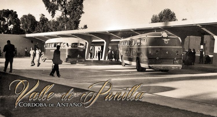 Decaroli Hnos. - Valles de Punilla & C.O.T.A.P.A.L
0947
[url=https://galeria.bus-america.com/displayimage.php?pid=34463]https://galeria.bus-america.com/displayimage.php?pid=34463[/url]
[ûrl=https://bus-america.com/galeria/displayimage.php?pid=48436]ttps://bus-america.com/galeria/displayimage.php?pid=48436[/url]

Fotografo: ¿?
Agradecimiento y compilación: Oscar Herminio Herrera Gregorat y su sitio "Cordoba de Antaño" en facebook
https://www.facebook.com/groups/173750049424034/?fref=ts

[Datos de derecha a izquierda]
