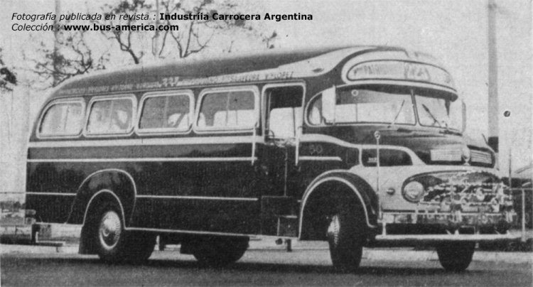 Mercedes-Benz LO 1112 - La Favorita - San José de Flores
Fotografía de : ¿Carrocerías La Favorita?
Publicado en revista : Industria Carrocera Argentina , 1966
