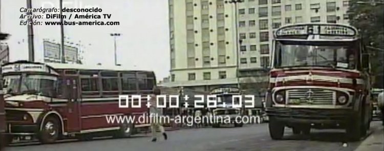 Mercedes-Benz LO 1114 - San Miguel - Cía Maipú (al servicio Exp. Cañuelas)
Camarógrafo: desconocido
Canal: América TV
Archivo: DiFilm

[Datos de izquierda a derecha]
