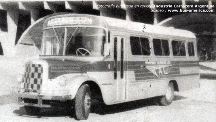 Mercedes-Benz LO 911 - Andreolli y D´Alessandro - T.A.L.
Fotografía publicada en revista Industria Carrocera Argentina

