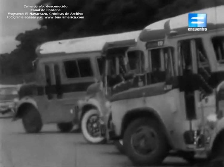Mercedes-Benz LO 911 - Andreolli y D´Alessandro - Independencia
Camarógrafo: ¿?
Imágenes de canal de TV de Córdoba
Documental: El Navarrazo, serie Crónicas de Archivo, canal Encuentro
Extraído de: https://www.youtube.com/watch?v=F9fjshhcOEc

[Datos de izquierda a derecha]
