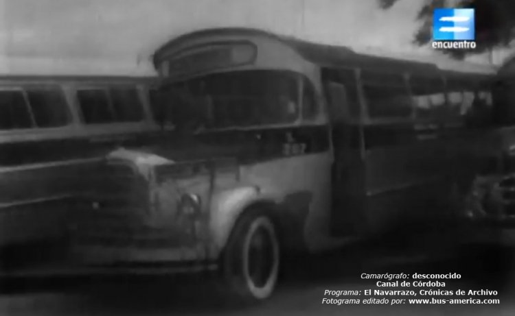 Mercedes-Benz LO 911 - La Unión - Independencia
Camarógrafo: ¿?
Imágenes de canal de TV de Córdoba
Documental: El Navarrazo, serie Crónicas de Archivo, canal Encuentro
Extraído de: https://www.youtube.com/watch?v=F9fjshhcOEc
