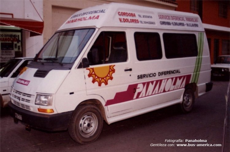 Renault Traffic - Panaholma
¿X.706686?

Fotografía: Panaholma
