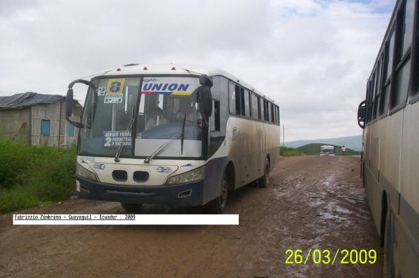 Hino (En Ecuador)
Palabras clave: Omnibus