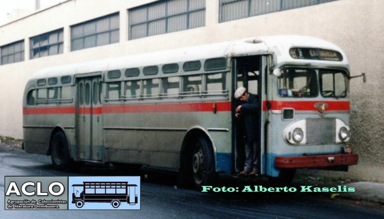 Leyland Royal Tiger - G.M.C  (en Uruguay reformado por Pablo Simoni en C.U.T.C.S.A.) - C.U.T.C.S.A.
Adaptación de carroceria GM con motor trasero sobre chasis Leyland Royal Tiger.

Fotografía: Alberto Kaselis
Extraída del "Grupo ACLO"
Palabras clave: CUTCSA 658 foto Alberto Kaselis ACLO