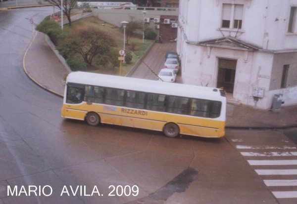 RIZZARDI
ENTRANDO , A  PLATAFORMAS  SECTOR  INTERURBANOS.
