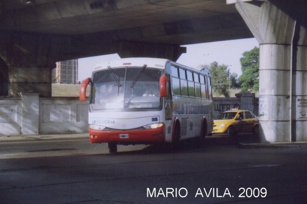TRANSP.  LA  VICTORIA  SA.
ENTRANDO  A  TERMINAL  DE  OMNIBUS .
