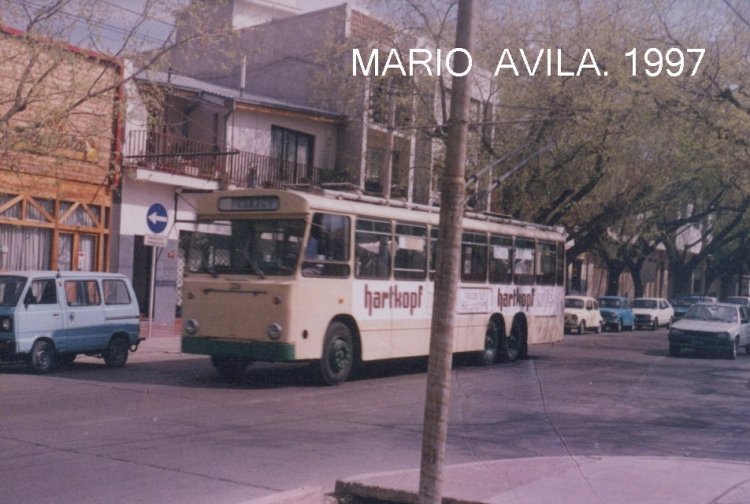 KRUPP LF 380 - Aero Obus T3 (en Argentina) -TROLEBUS EPTM.
TROLEBUS  KRUPP . CORTE  DE  PINTURA  DE  ORIGEN.
