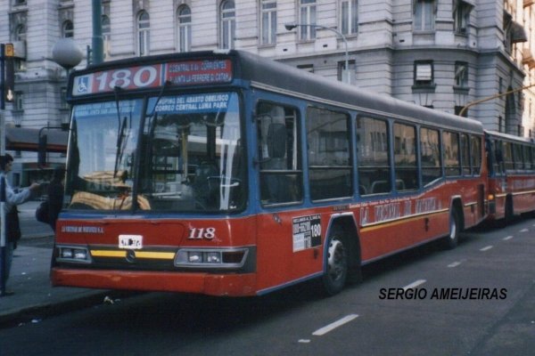 Mercedes-Benz OH 1721 L-sb - Galicia - L.V.M.S.A.
Palabras clave: 1721 galicia lvmsa vecinal matanza 180 155