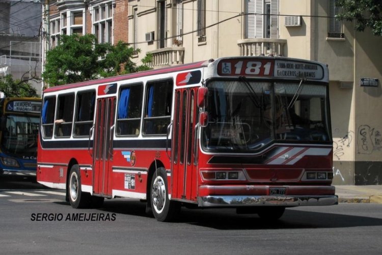 Mercedes-Benz OH 1621 L - Splendid - Siglo XXI
CPH777
Palabras clave: 1621 splendid siglo xxi 181