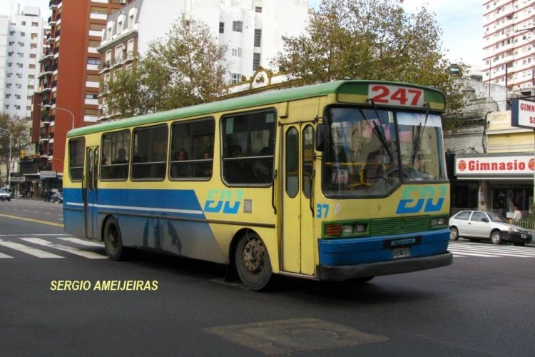 Mercedes-Benz OH 1316 - La Coru�a - Nueve de Julio
Palabras clave: 1316 coru�a nueve julio 247