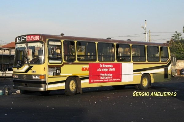 Mercedes-Benz OHL 1420 - Ottaviano - Ant. Argentina
AXK 003
[url=https://bus-america.com/galeria/displayimage.php?pid=63245]https://bus-america.com/galeria/displayimage.php?pid=63245[/url]

Línea 95 (Buenos Aires), interno 1
Palabras clave: 1420 ottaviano antartida argentina 95