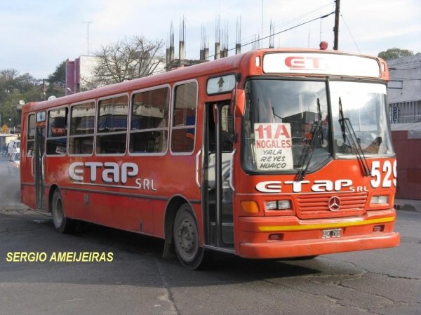 Mercedes-Benz OHL 1420 - El Diseño - ETAP
ACQ 789
[url=https://bus-america.com/galeria/displayimage.php?pid=59745]https://bus-america.com/galeria/displayimage.php?pid=59745[/url]

Línea 11A (S.S.Jujuy), interno 529
Palabras clave: 1420 dise�o etap jujuy