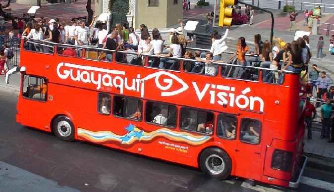 Leyland Atlantean - Walter Alexander (en Ecuador) - Bus de Turismo "Guayaquil Vision"
