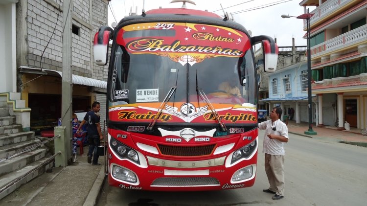 Modelo en Rutas Balzareñas
http://galeria.bus-america.com/displayimage.php?pos=-17141
http://galeria.bus-america.com/displayimage.php?pos=-17145
http://galeria.bus-america.com/displayimage.php?pos=-17146
