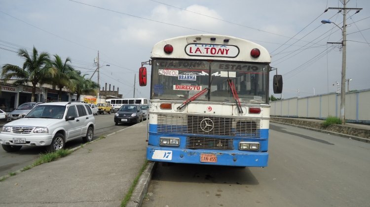 Thomas (Ecuador)
GAN455
Urbano de la Ciudad de Guayaquil
Mercedes Benz 11-13
Carroceria Thomas
