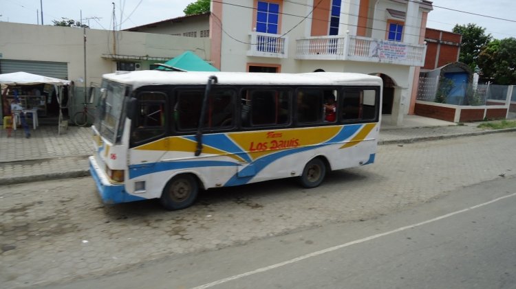 Daihatsu?? CON CARROCERIA Zelanda
