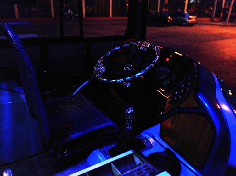 BUSCARS - COOP RIO AMAZONAS
http://galeria.bus-america.com/displayimage.php?pos=-15508
TABLERO DE BUS DISCO 3004 MERCEDES BENZ OF 17-21
