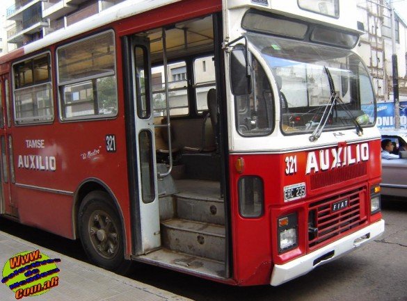 Fiat 418 - Cameri (enArgentina) - Auxilio Tamse
FIAT 418. Fotografía de ¿? extraída de www.colectivosdemendoza.com.ar.
