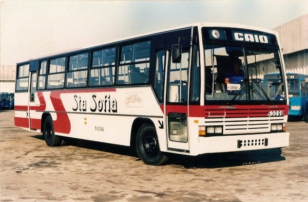 Caio Vitoria
Caio Vitoria Mercedes Benz
0 km en la planta de Caio
Palabras clave: Caio Vitoria