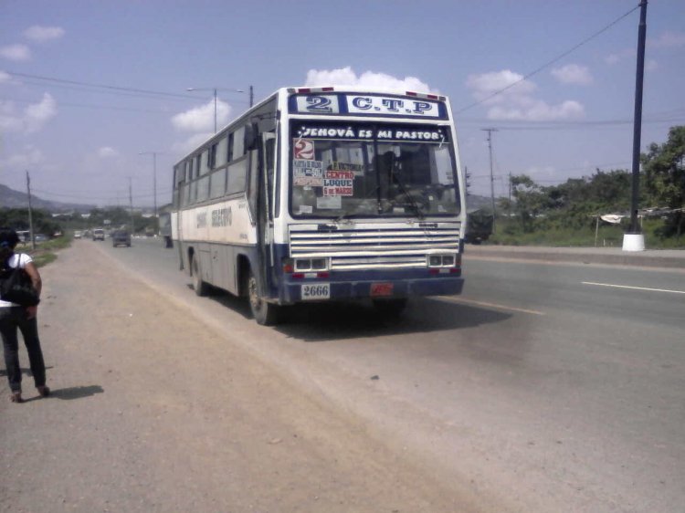 CAIO Vitoria (en ECUADOR)
IMAGEN CAPTURADA FRENTE AL HOSPITAL UNIVERSITARIO
