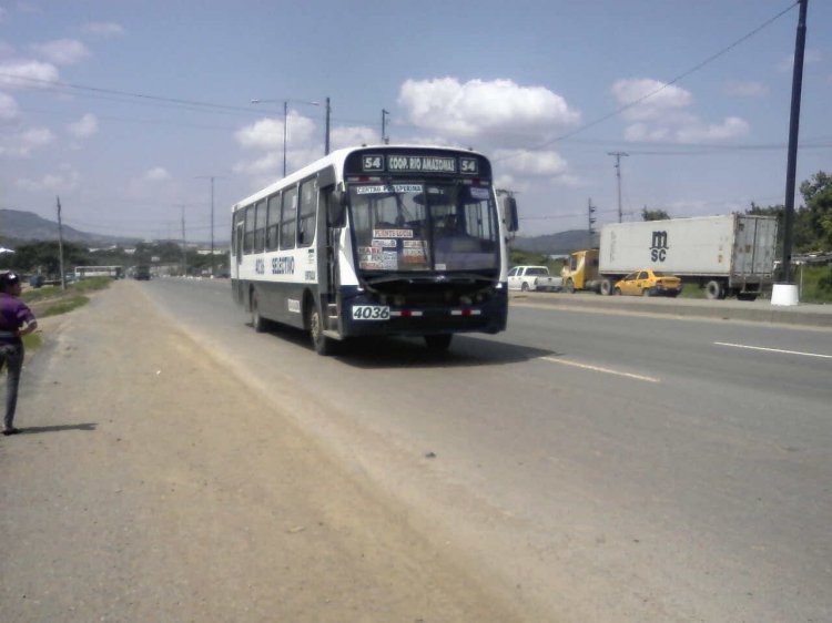 ICEDCA
IMAGEN CAPTURADA FRENTE AL HOSPITAL UNIVERSITARIO
