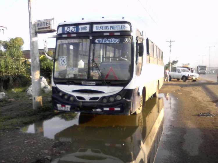 RODAS BUS
IMAGEN CAPTURADA EN LA CIUDAD DE GUAYAQUIL, BUS REFORMADO POR PERALBO EN EL AÑO 2000
