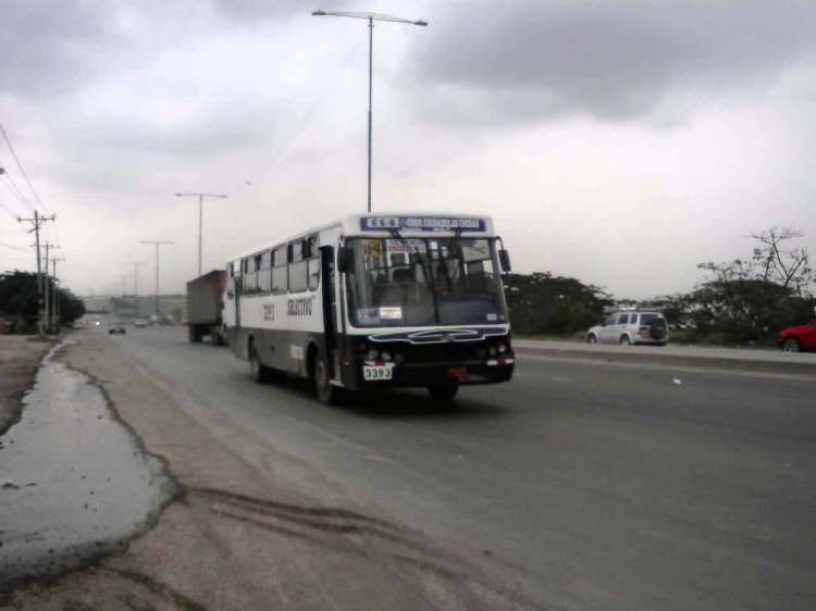 ZURICAR
IMAGEN CAPTURADA EN LA VIA PERIMETRAL CIUDAD DE GUAYAQUIL
