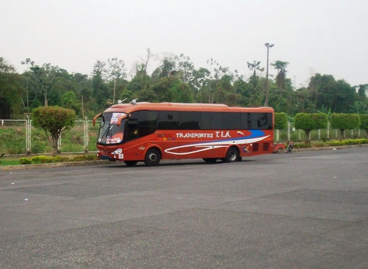 DARWIN CEPEDA EN TIA EJECUTIVO
TERMINAL TERRESTRE DE LA BELLA CIUDAD DE QUEVEDO
