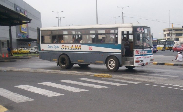 ASIA COSMOS 818(EN ECUADOR) - CISA
TERMINAL TERRESTRE DE GUAYAQUIL
