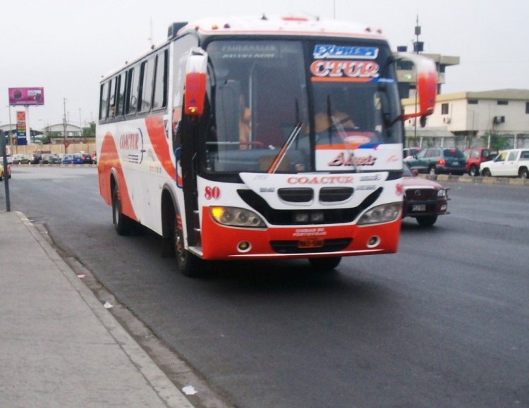 MONCAYO EN COACTUR
TERMINAL TERRESTRE DE GUAYAQUIL
