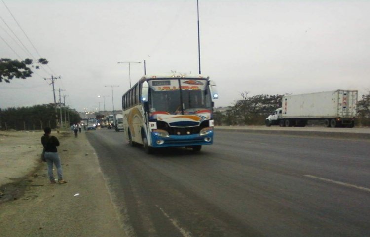 AUSTRO BUS
FOTO TOMADA EN LA CIUDAD DE GUAYAQUIL
