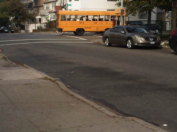 BUS ESCOLAR
IMAGEN DE JUAN CARLOS VELEZ VRIONES
