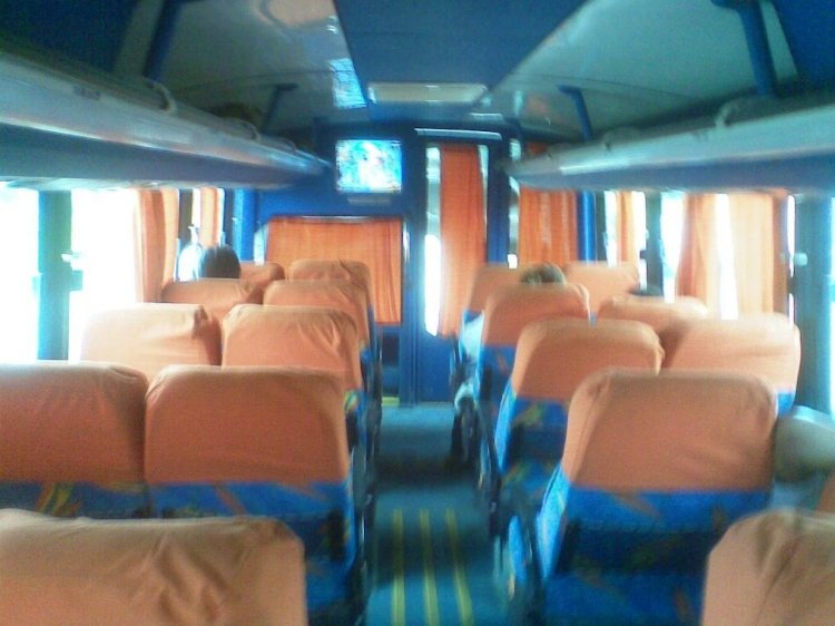 PICOSA ZEUS DE GALA INTERIORES
ESTE BUS TIENE TERMO KING
(vista del interior de la unidad)
