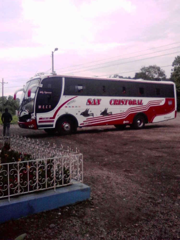 SAN CRISTOBAL
IMAGEN DEL EXTERIOR DE BUS

