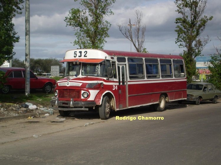 Mercedes-Benz LO 1114 - Fram - Línea 532
C.1225023 - VGP243

Línea 532 (Lomas de Zamora), interno 34
luego hecho camión
ex Línea 50 (Lomas de Zamora)
ex Línea 12 (Lomas de Zamora)

Palabras clave: Mercedes Benz LO 1114 Fram L�nea 532