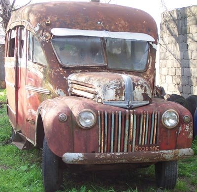 MARCELO SALGADO
FOTO EXTRAIDA DE  ArCar de coleccion VENTA DE VEHICULOS DE COLECCION
