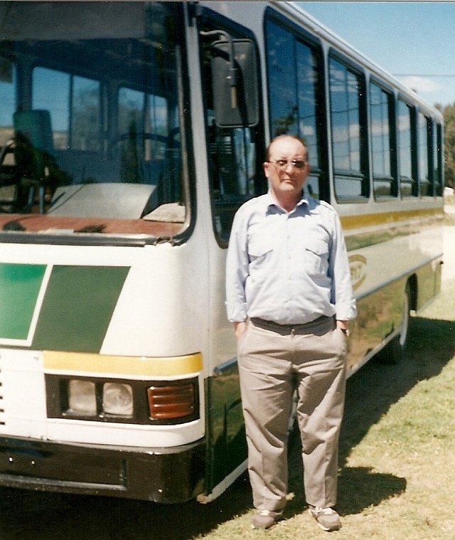 LOS QUE YO MANEJE!!!
CIA DE OMNIBUS CDAD. DE BAHIA BLANCA - 2� etapa - A�OS DE FUNCIONAMIENTO 2000-2002
Se puede consultar la historia de esta l�nea en [url=http://revista.bus-america.com/Notas/517.htm] revista.bus-america.com 517
[/url]
Fotograf�a : Ricardo Herner
