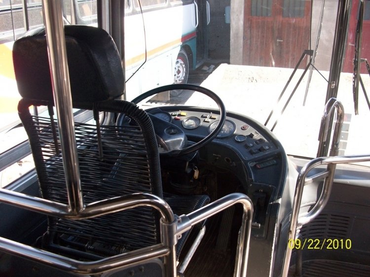 MICRO-SUR AL SERVICIO DE RASTREADOR FOURNIER
DFG954
MICRO-SUR AL SERVICIO DE RASTREADOR FOURNIER
(vista interior de la unidad)
