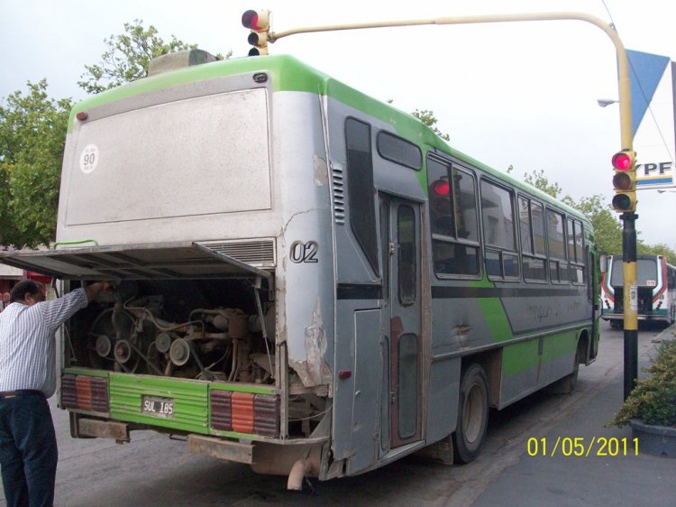 MARCELO SALGADO
SUL 185
MIENTRAS ACENTAMOS EL 49 COMOCIMOS OTROS COLEGAS!
